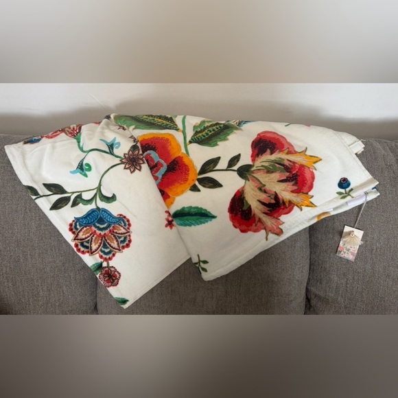Johnny Was Ardell floral beach towel 100% cotton velour large 40 in x 70 in - Picture 1 of 5